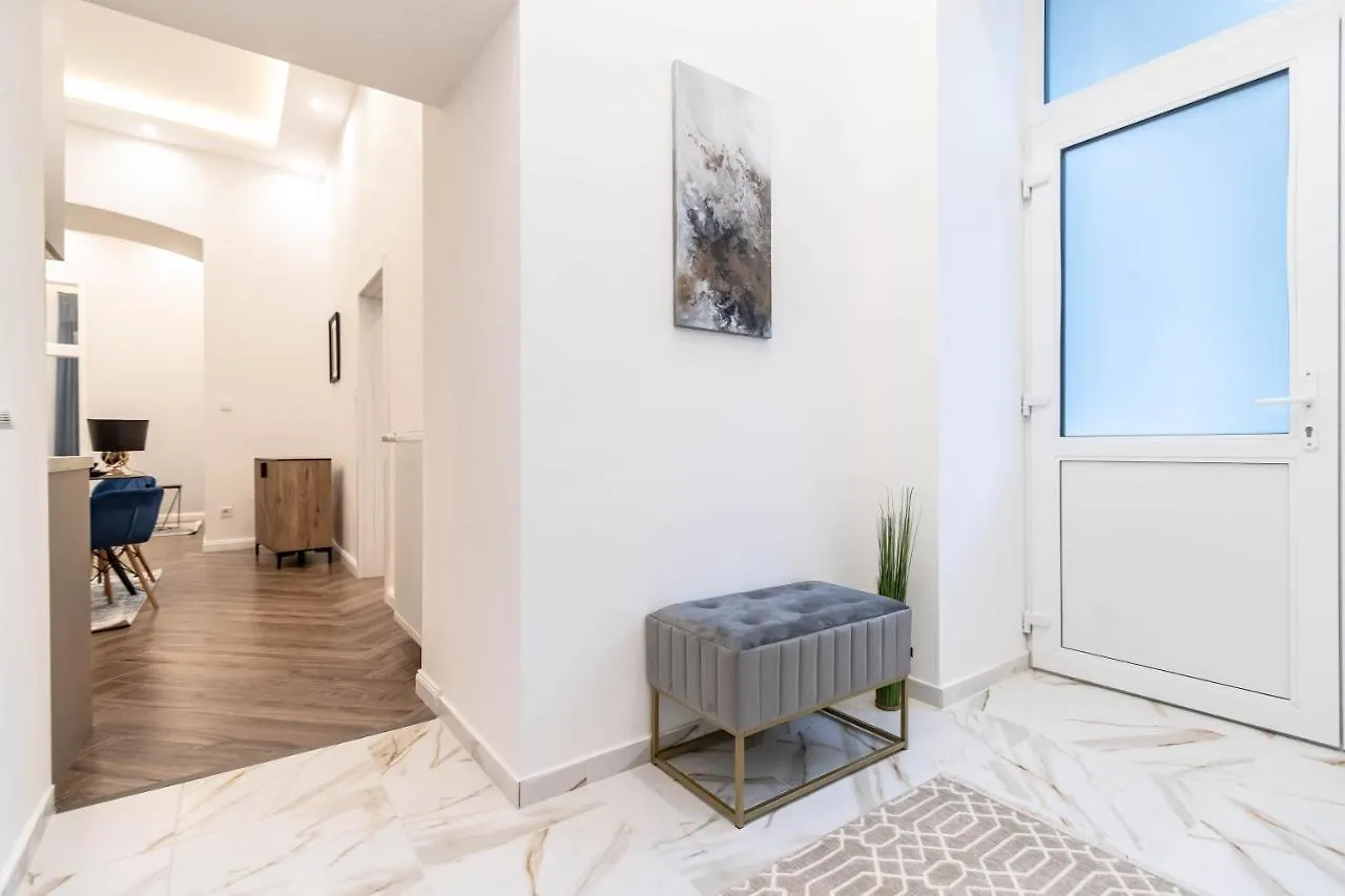 Assea Elegant Apartment With 2 Bedroom In Downtown Budapest Ungarn